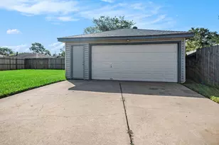 1920 Crooked Creek Ln, Pearland, TX 77581 - Photo 25