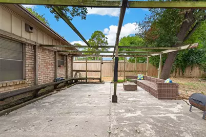9550 Fairdale Lane, Houston, TX 77063 - Photo 27