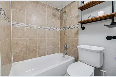 10101 S Gessner Road #405, Houston, TX 77071 - Photo 17