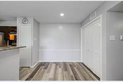 10101 S Gessner Road #405, Houston, TX 77071 - Photo 11