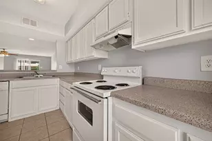 12656 Windsor Village Dr, Houston, TX 77071 - Photo 19
