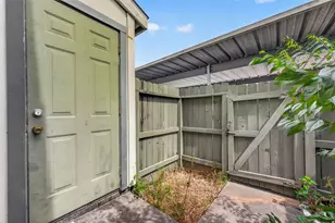 12656 Windsor Village Dr, Houston, TX 77071 - Photo 35