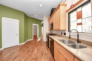 832 W 27th St, Houston, TX 77008 - Photo 27