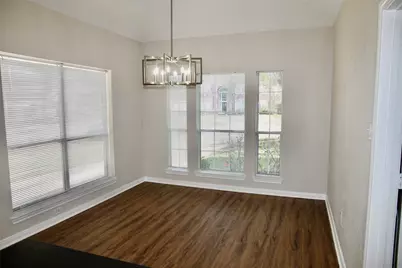 3410 Farnham Circle, Pearland, TX 77584 - Photo 11