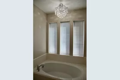 3410 Farnham Circle, Pearland, TX 77584 - Photo 17