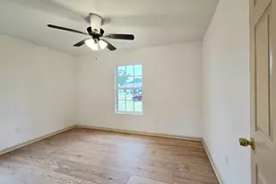 1111 Belshire Rd, Pasadena, TX 77502 - Photo 17