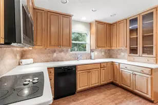 3238 Redwood Lodge Dr Dr, Houston, TX 77339 - Photo 9