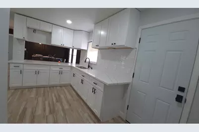 5126 Kingsbury Street, Houston, TX 77021 - Photo 3