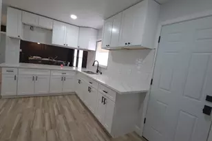 5126 Kingsbury St, Houston, TX 77021 - Photo 3