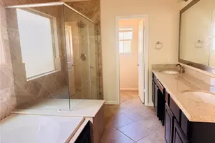 10009 Spring Shadows Park Cir, Houston, TX 77080 - Photo 15
