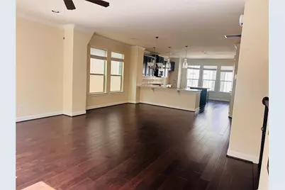 10009 Spring Shadows Park Circle, Houston, TX 77080 - Photo 9