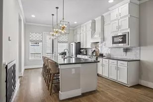 1309 W 24th St, Houston, TX 77008 - Photo 11