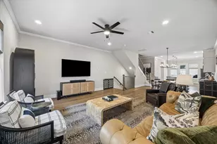 1309 W 24th St, Houston, TX 77008 - Photo 7