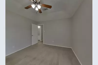 15243 Bedford Glen Drive, Channelview, TX 77530 - Photo 9