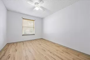 206 Lockett St, Brenham, TX 77833 - Photo 9