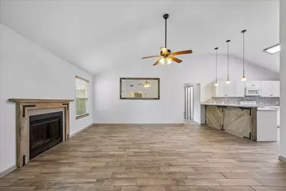 206 Lockett Street, Brenham, TX 77833 - Photo 3