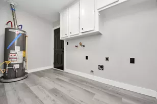 7822 Maple Tree Dr, Houston, TX 77088 - Photo 19