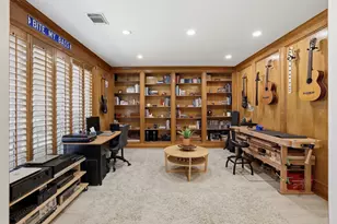 4519 Castlewood St, Sugar Land, TX 77479 - Photo 15