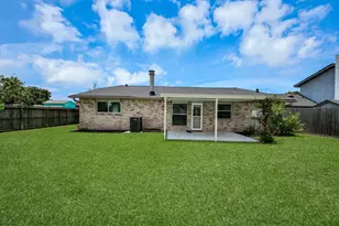 8402 Church Light Ln, Houston, TX 77064 - Photo 31