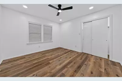 310 Nasturtium Street, Lake Jackson, TX 77566 - Photo 19