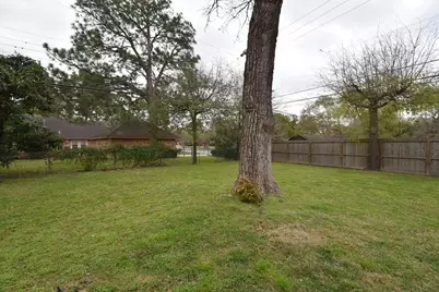 10402 Chatterton Drive, Houston, TX 77043 - Photo 29