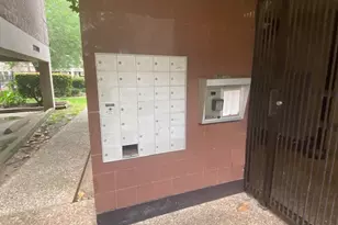 2209 S Braeswood Blvd, Houston, TX 77030 - Photo 35