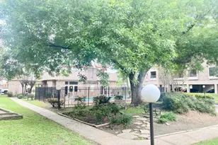 2209 S Braeswood Blvd, Houston, TX 77030 - Photo 33