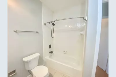 2209 S Braeswood Boulevard #33F, Houston, TX 77030 - Photo 15