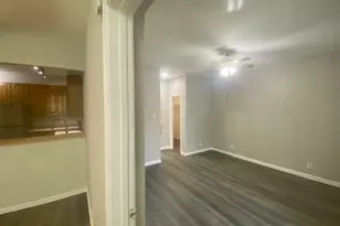 2209 S Braeswood Blvd, Houston, TX 77030 - Photo 11