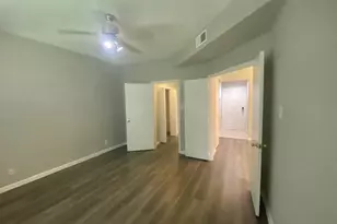 2209 S Braeswood Blvd, Houston, TX 77030 - Photo 21