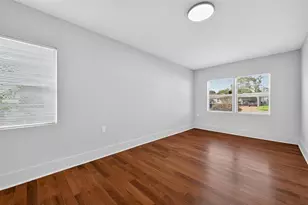 6741 Feldspar St, Houston, TX 77092 - Photo 13