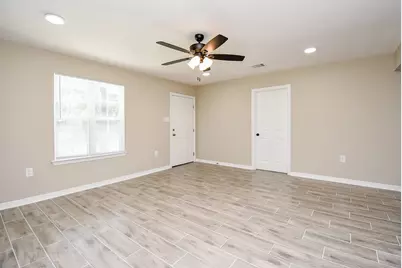 5433 Chennault Road, Houston, TX 77033 - Photo 17