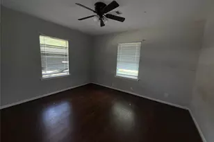 1307 Olive St, Baytown, TX 77520 - Photo 11