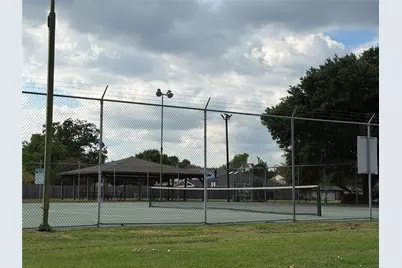 10707 Overton Circle, Houston, TX 77065 - Photo 11