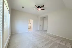 10707 Overton Cir, Houston, TX 77065 - Photo 27