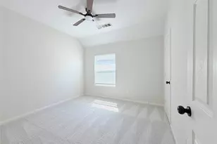 10707 Overton Cir, Houston, TX 77065 - Photo 35