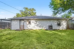 7346 Okinawa Rd, Houston, TX 77033 - Photo 17