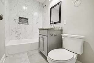 7346 Okinawa Rd, Houston, TX 77033 - Photo 7