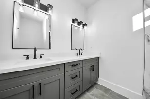 5531 Nielan St, Houston, TX 77028 - Photo 23