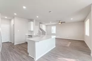 9219 Grace Rdg Dr, Willis, TX 77318 - Photo 19