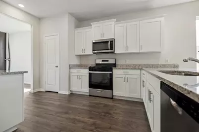 15415 Maple Terrace Drive, Conroe, TX 77303 - Photo 7