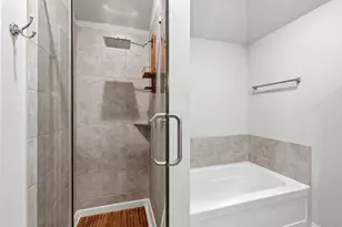 13825 Rock Island Trl, Conroe, TX 77384 - Photo 23