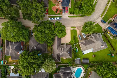 1813 Oak Wood Drive E, Pearland, TX 77581 - Photo 11