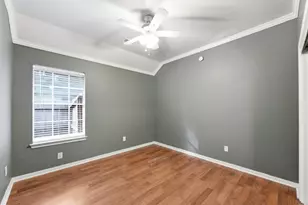 1813 Oakwood Dr E, Pearland, TX 77581 - Photo 33