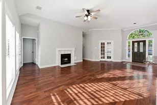 1813 Oakwood Dr E, Pearland, TX 77581 - Photo 17