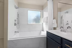 8911 Finnery Dr, Tomball, TX 77375 - Photo 5