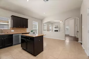 8911 Finnery Dr, Tomball, TX 77375 - Photo 3