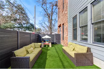 902 E 27th Street, Houston, TX 77009 - Photo 37