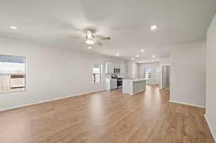 2906 Rockwood Dr, Rosharon, TX 77583 - Photo 7