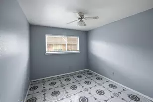 3340 Burke Rd, Pasadena, TX 77504 - Photo 15